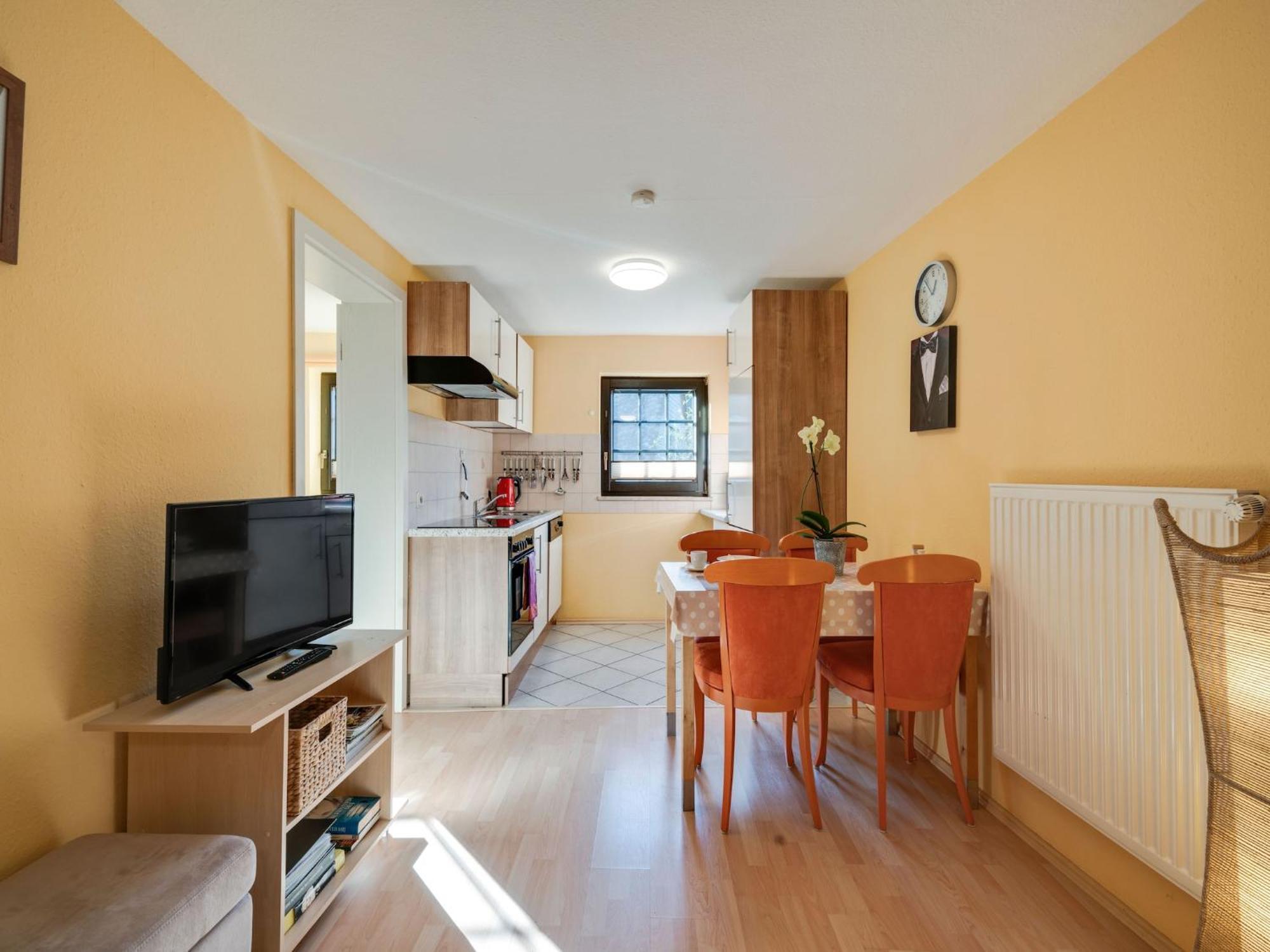 A Modern Apartment In The Hunsr Ck Region S Romantic Drohn Valley Merschbach Luaran gambar