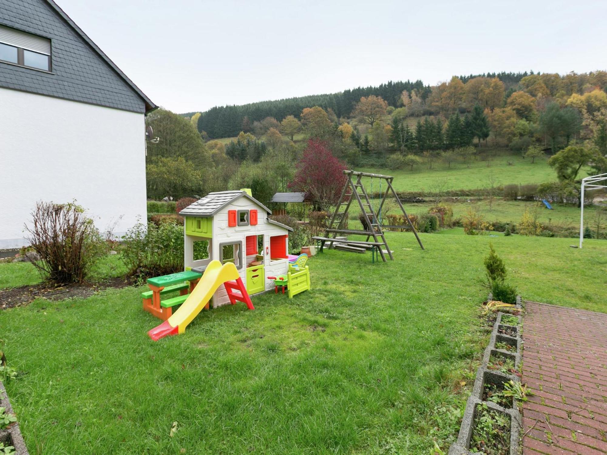 A Modern Apartment In The Hunsr Ck Region S Romantic Drohn Valley Merschbach Luaran gambar